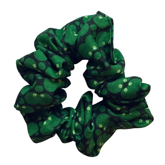 Organic cotton scrunchie in green - Kate Whyley
